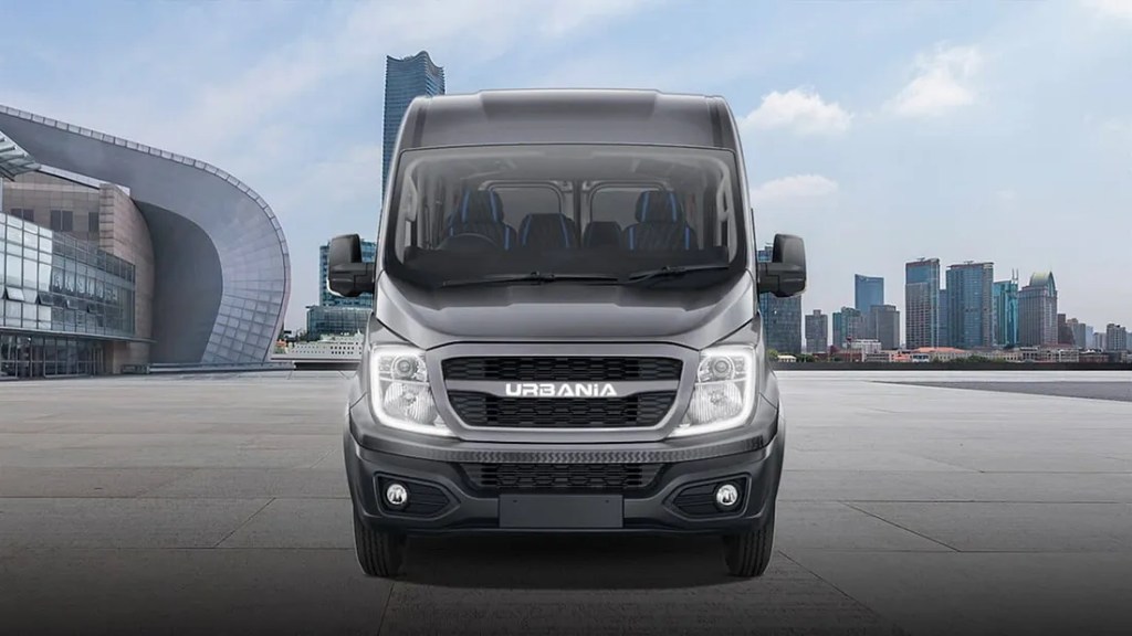 Where to Book Force Urbania in Coimbatore – Reliable Van&nbsp;Rentals